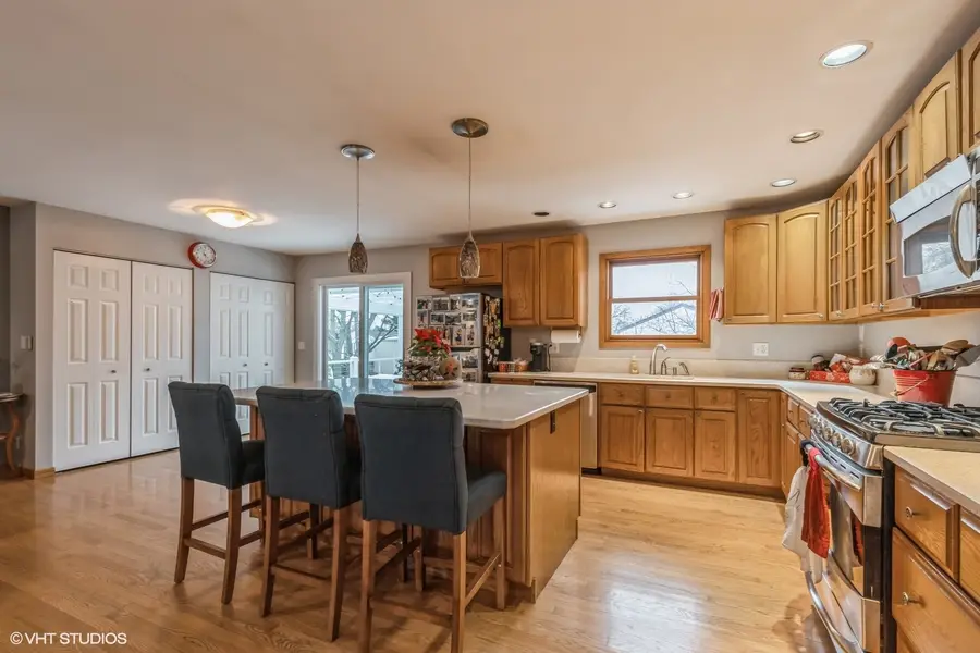 Address Withheld By Seller, Vernon Hills, IL 60061 - Image #2