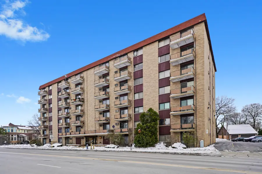 850 Des Plaines Avenue #207, Forest Park, IL 60130 - Image #2