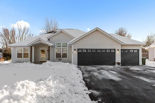 1106 Westmont Drive, Durand, IL 61024