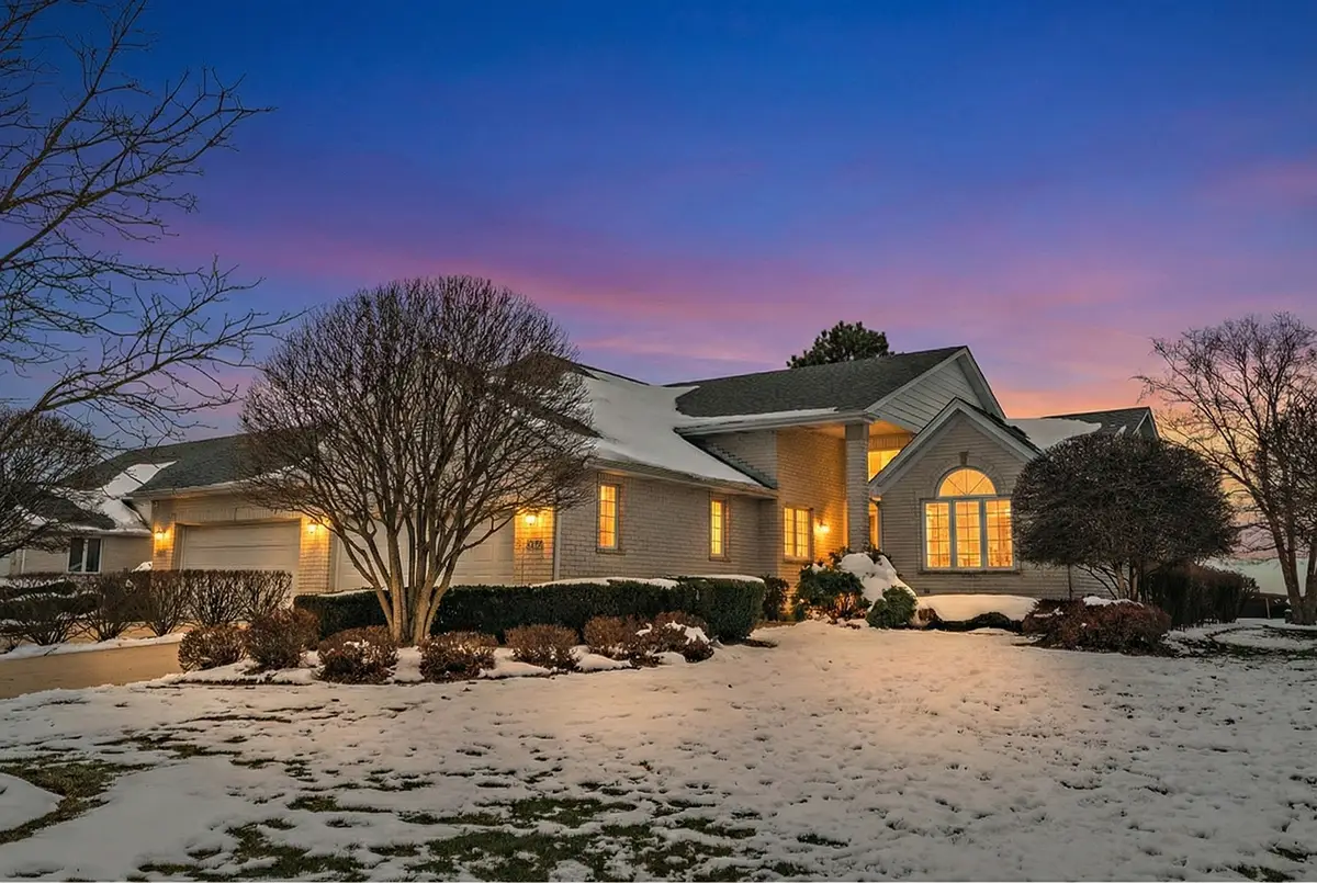 16300 Chickadee Circle, Orland Park, IL 60467 - Image #1