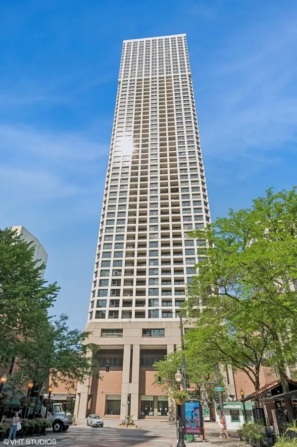 1030 N State Street #51EF, Chicago, IL 60610