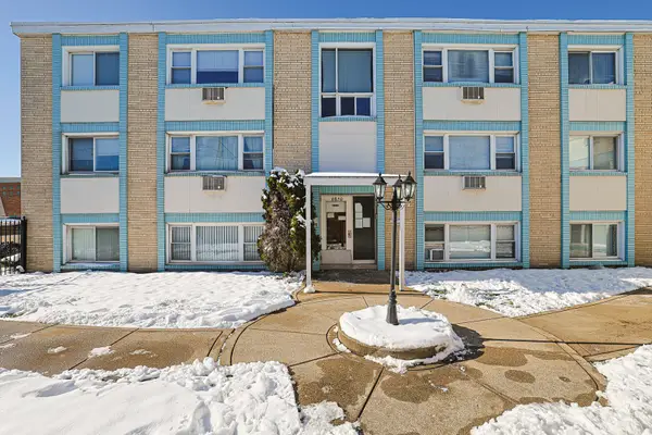 6850 Cermak Road #1B, Berwyn, IL 60402