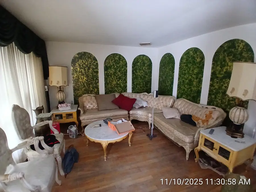 11818 S Justine Street, Chicago, IL 60643 - Image #2