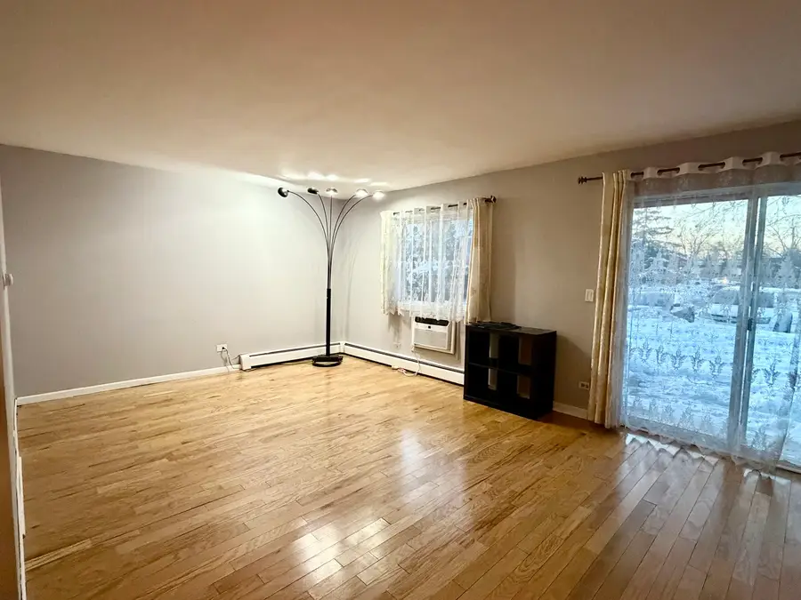 10385 Dearlove Road #1I, Glenview, IL 60025 - Image #3