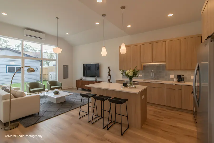 6537 S Rhodes Avenue, Chicago, IL 60637 - Image #2