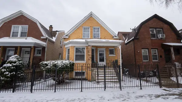 1224 N Harding Avenue, Chicago, IL 60651