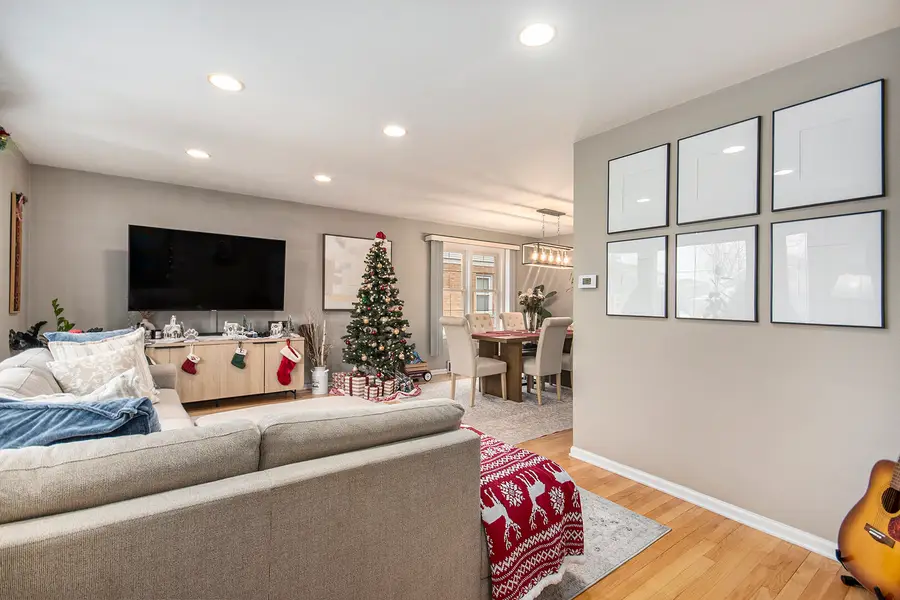 1673 Spruce Avenue, Des Plaines, IL 60018 - Image #3