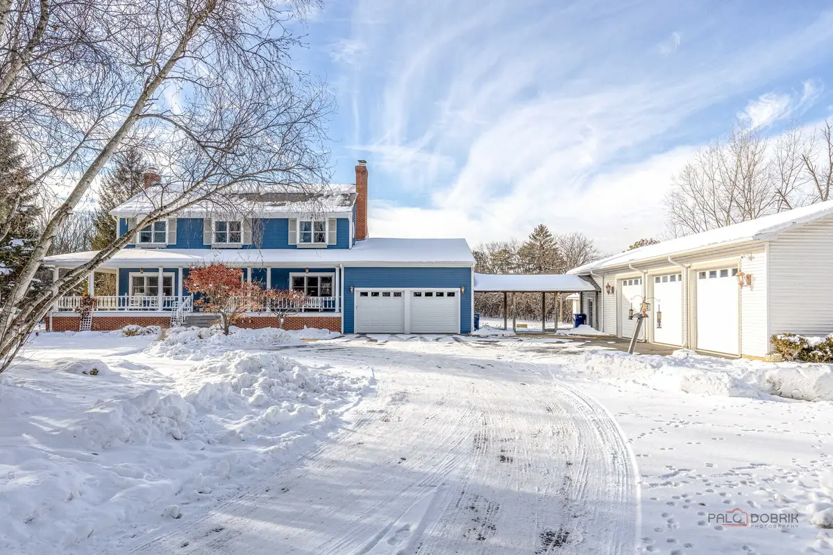 Address Withheld By Seller, Mettawa, IL 60048 - Image #1