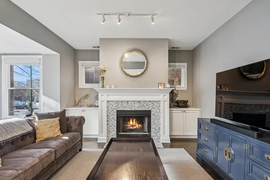 926 W Margate Terrace #1W, Chicago, IL 60640 - #3