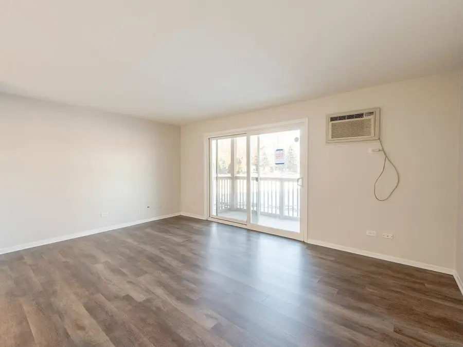 5752 W 128th Street #103, Crestwood, IL 60418 - Image #3