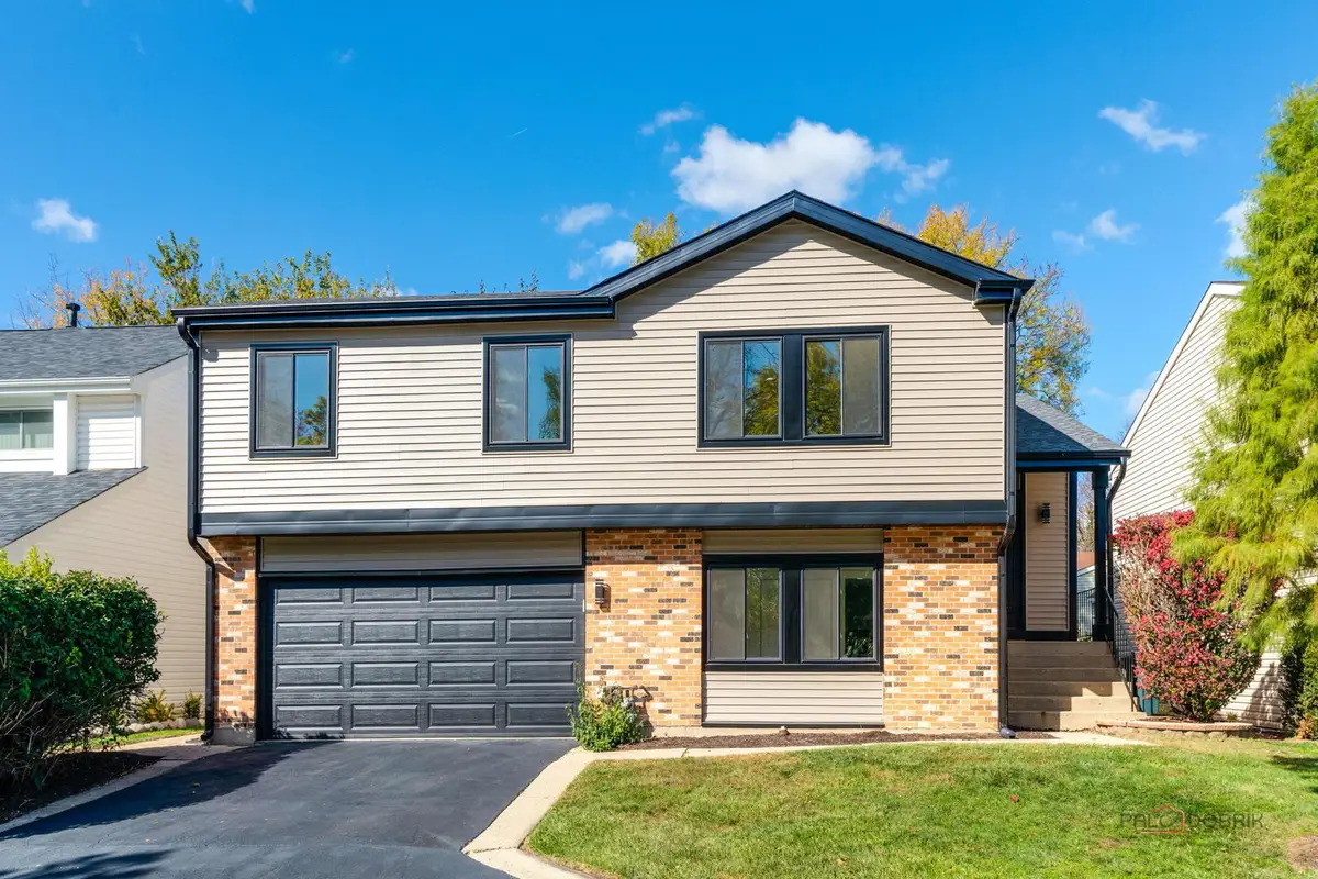 112 Ironwood Court, Rolling Meadows, IL 60008 - Image #1