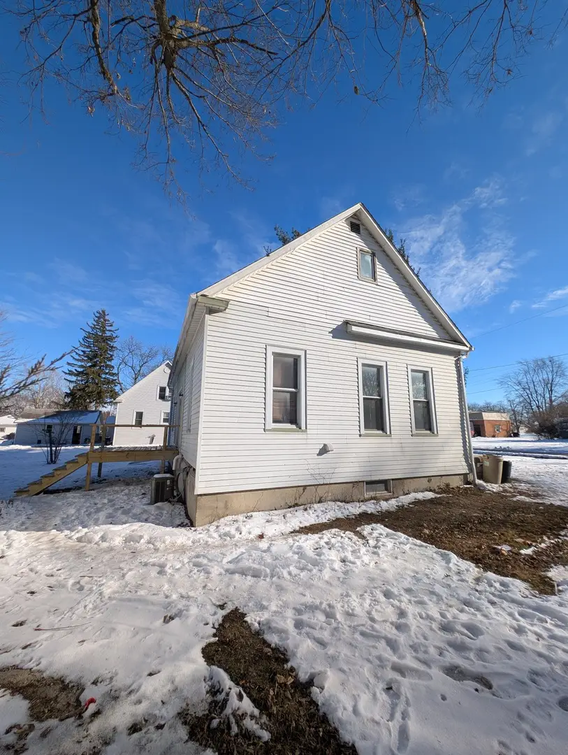 543 E 3rd Street, El Paso, IL 61738 - Image #2