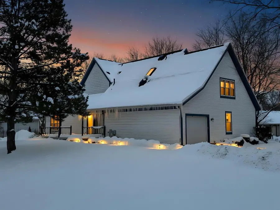 872 Victoria Drive, Woodstock, IL 60098 - Image #3