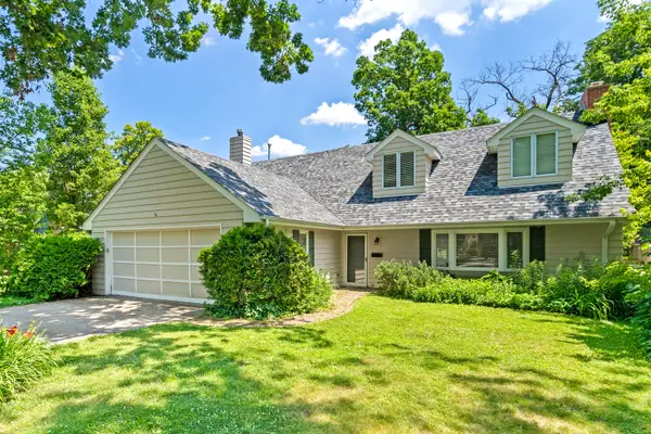 321 Newman Court, Lake Bluff, IL 60044