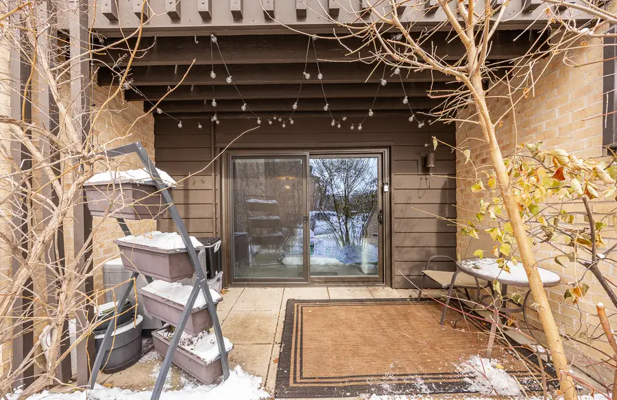 6174 Knoll Lane Court #101, Willowbrook, IL 60527 - Image #2