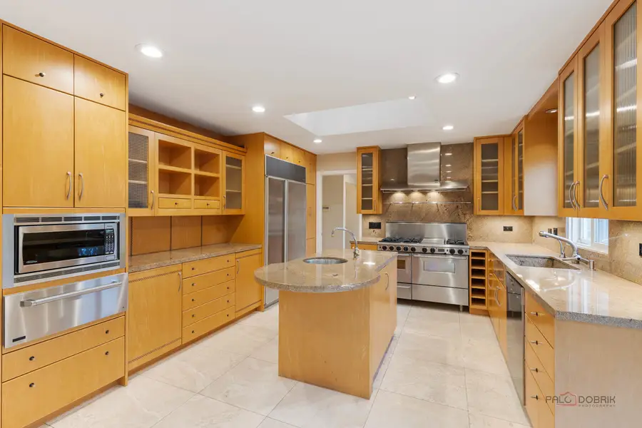 825 Downing Street, Northbrook, IL 60062 - Image #3