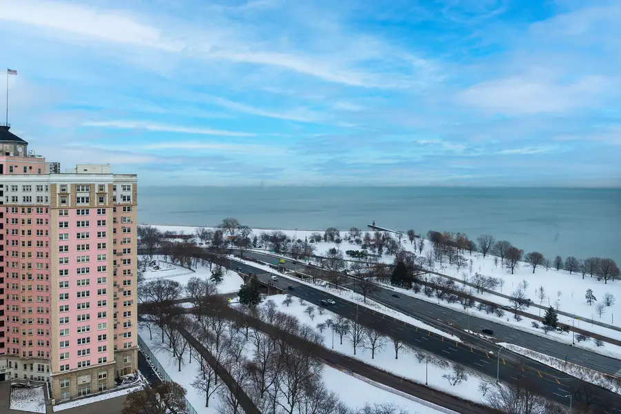 5455 N Sheridan Road #2403, Chicago, IL 60640 - Image #3