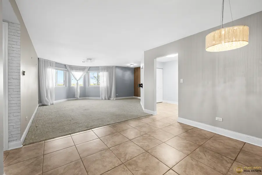 1275 E Baldwin Lane #601, Palatine, IL 60074 - Image #3