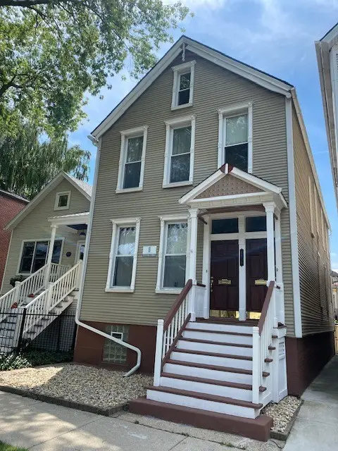 1839 W Henderson Street, Chicago, IL 60657 - Image #1