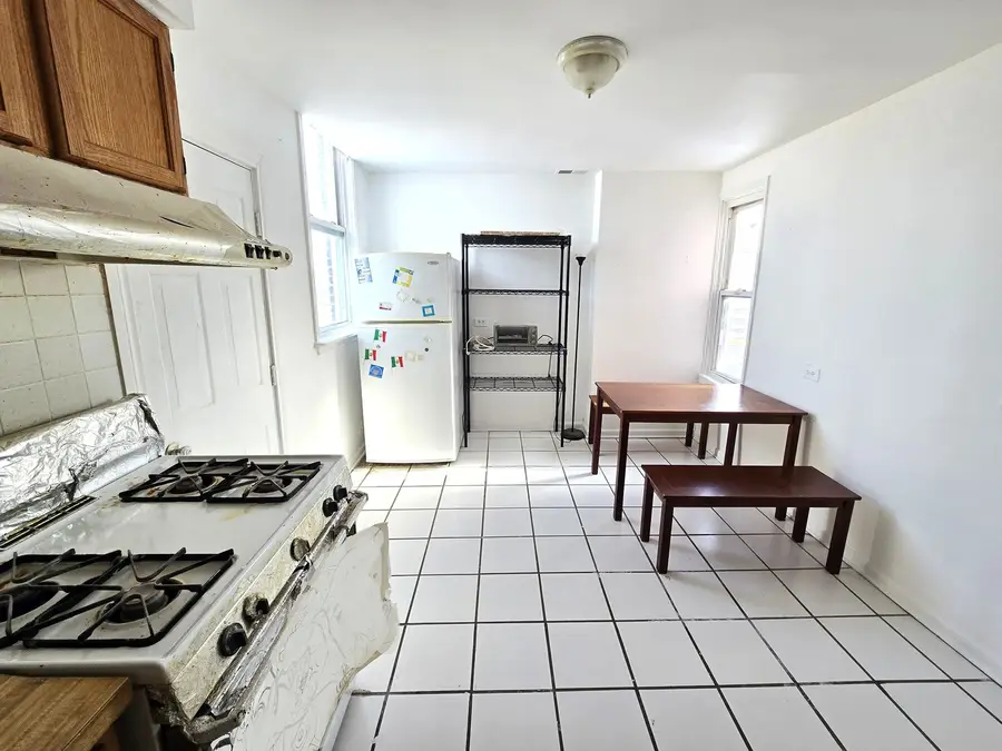 238 W 31st Street #4E, Chicago, IL 60616 - Image #2