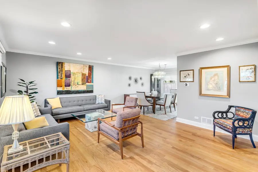 1194 Dayton Road, Buffalo Grove, IL 60089 - Image #2