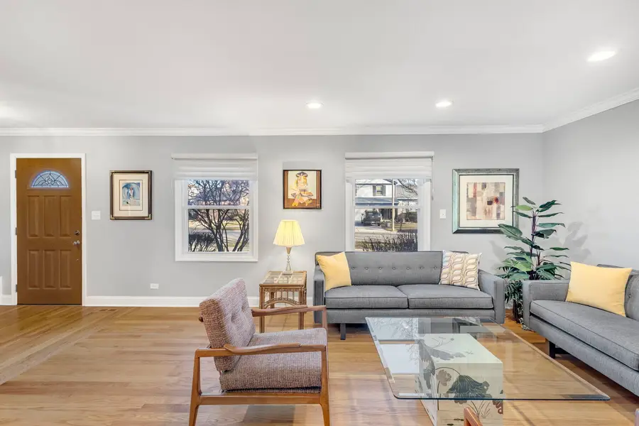 1194 Dayton Road, Buffalo Grove, IL 60089 - Image #3