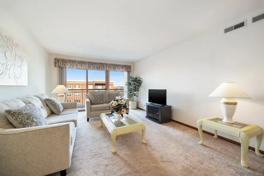 6461 W Warner Avenue #517, Chicago, IL 60634 - Image #3
