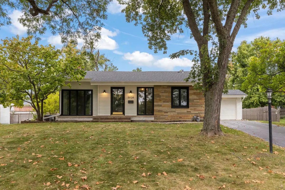 5924 Carpenter Street, Downers Grove, IL 60516 - Image #1