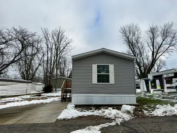 616 6th Street, Bloomington, IL 61704