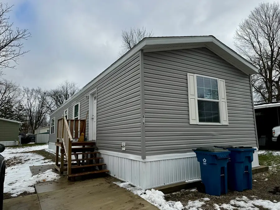 616 6th Street, Bloomington, IL 61704 - Image #2