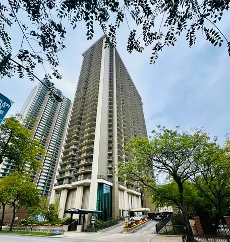 6007 N Sheridan Road #6H, Chicago, IL 60660 - Image #1