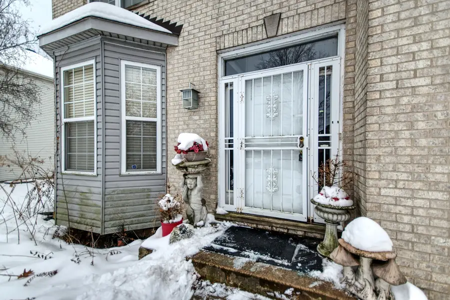 25463 W Cinnamon Circle, Plainfield, IL 60585 - Image #2