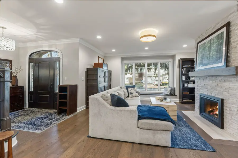 2611 Laurel Lane, Wilmette, IL 60091 - Image #3