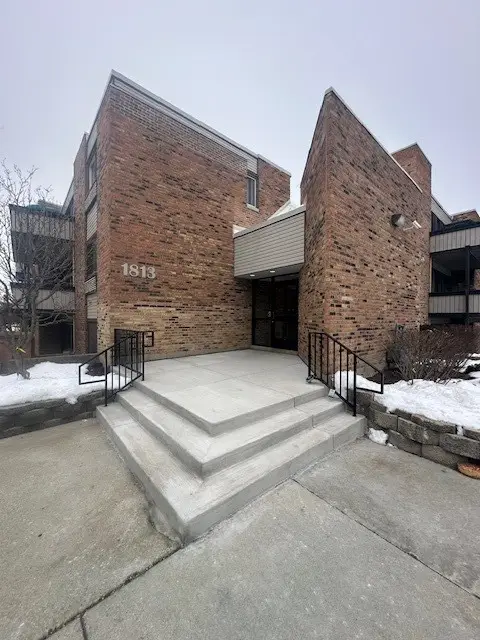 1813 Hemlock Place #311, Schaumburg, IL 60173 - Image #2