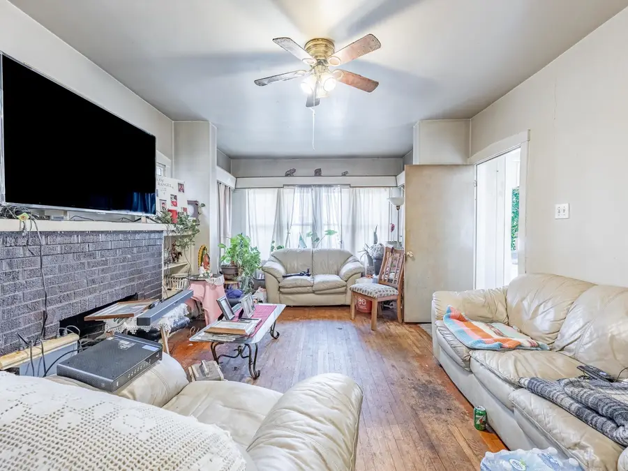 1824 S Austin Boulevard, Cicero, IL 60804 - Image #3