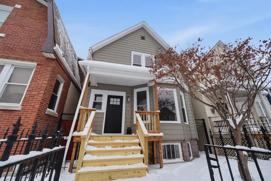 3143 N Sawyer Avenue, Chicago, IL 60618 - Image #2
