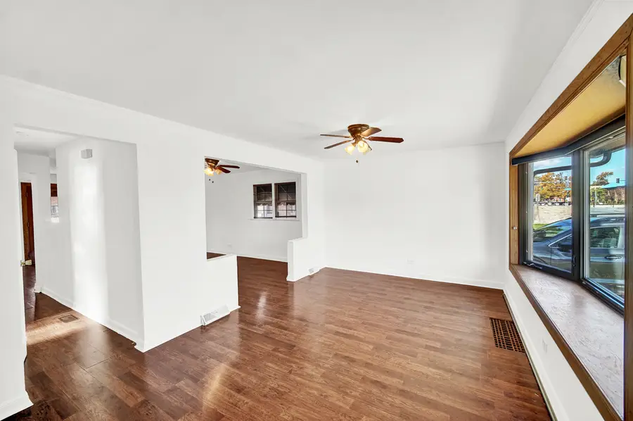 10322 S Central Park Avenue, Chicago, IL 60655 - Image #3