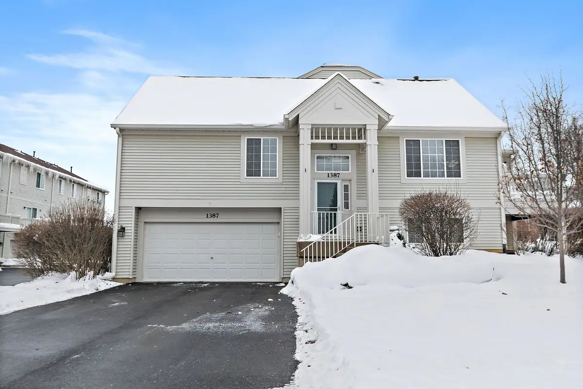 1387 New Haven Drive, Cary, IL 60013 - Image #1