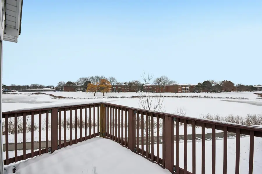 787 Daybreak Lane #787, Carol Stream, IL 60188 - Image #3