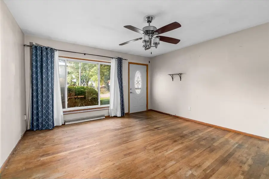 604 W Lee Street, Plano, IL 60545 - Image #3