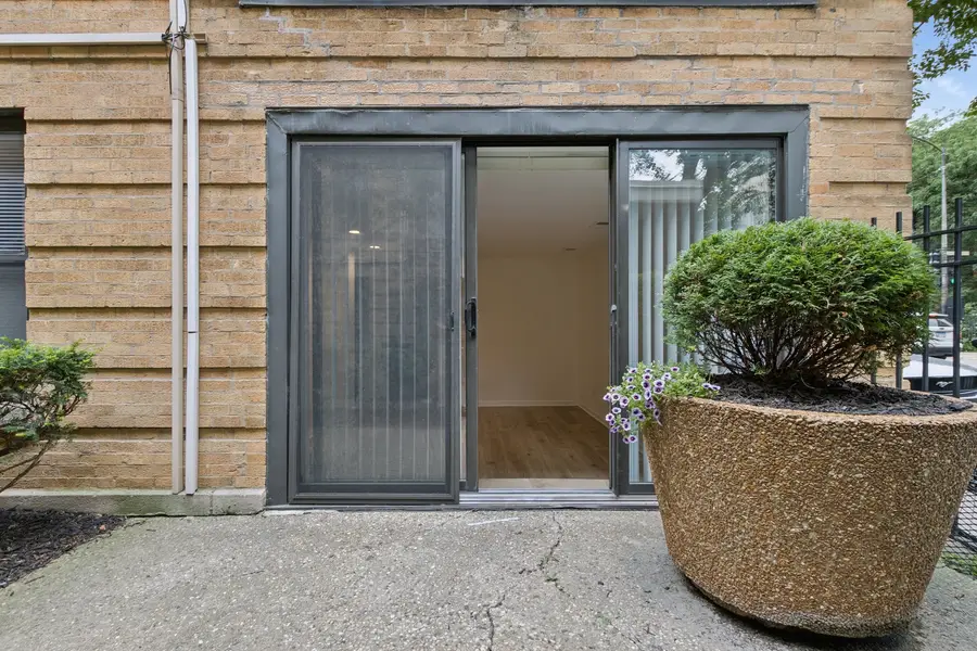 1069 W Foster Avenue #1C, Chicago, IL 60640 - #3