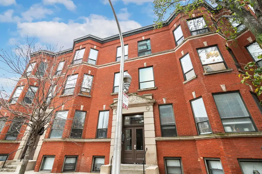 807 W Bradley Place #2, Chicago, IL 60613 - Image #2