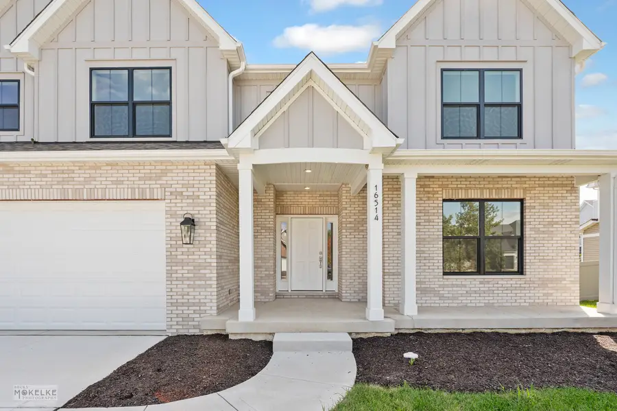 16514 S Mueller Circle, Plainfield, IL 60586 - Image #2