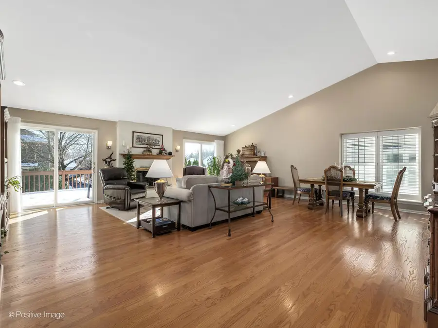 1961 Wexford Circle, Wheaton, IL 60189 - Image #2