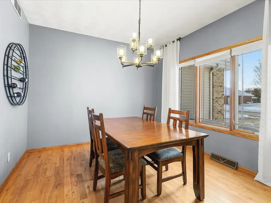 12375 Wildflower Lane, Belvidere, IL 61008 - Image #3