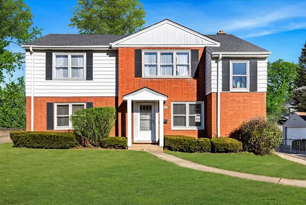 578 Ivy Court, Lake Forest, IL 60045