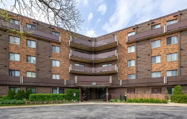 850 Wellington Avenue #304, Elk Grove Village, IL 60007