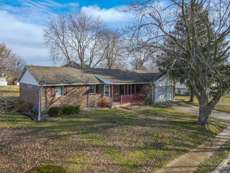 165 E Baker Street, Manteno, IL 60950 - Image #2