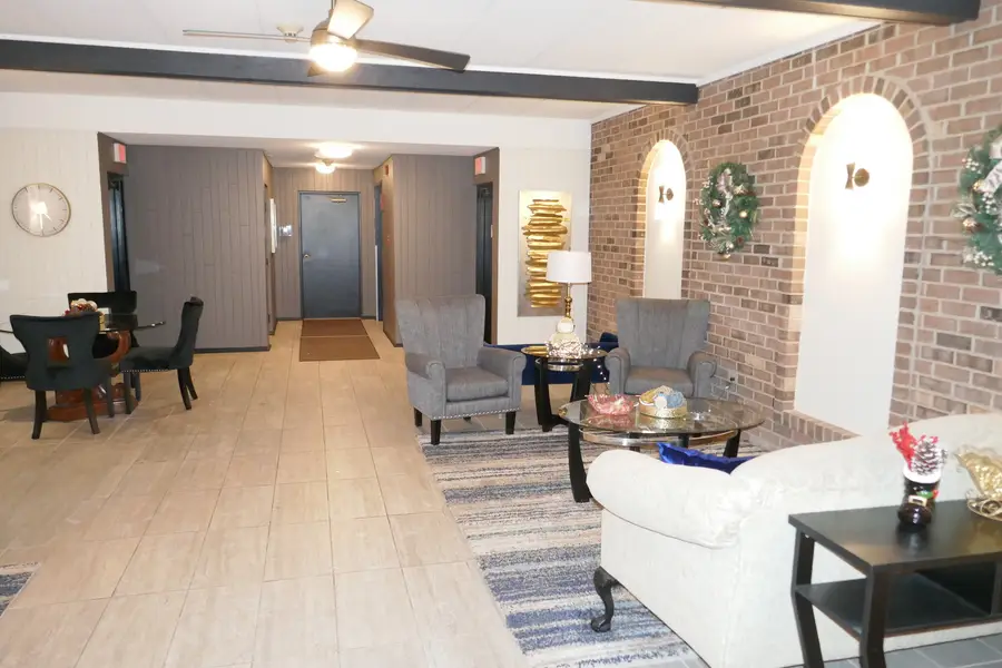 603 S River Road #2M, Des Plaines, IL 60016 - Image #2