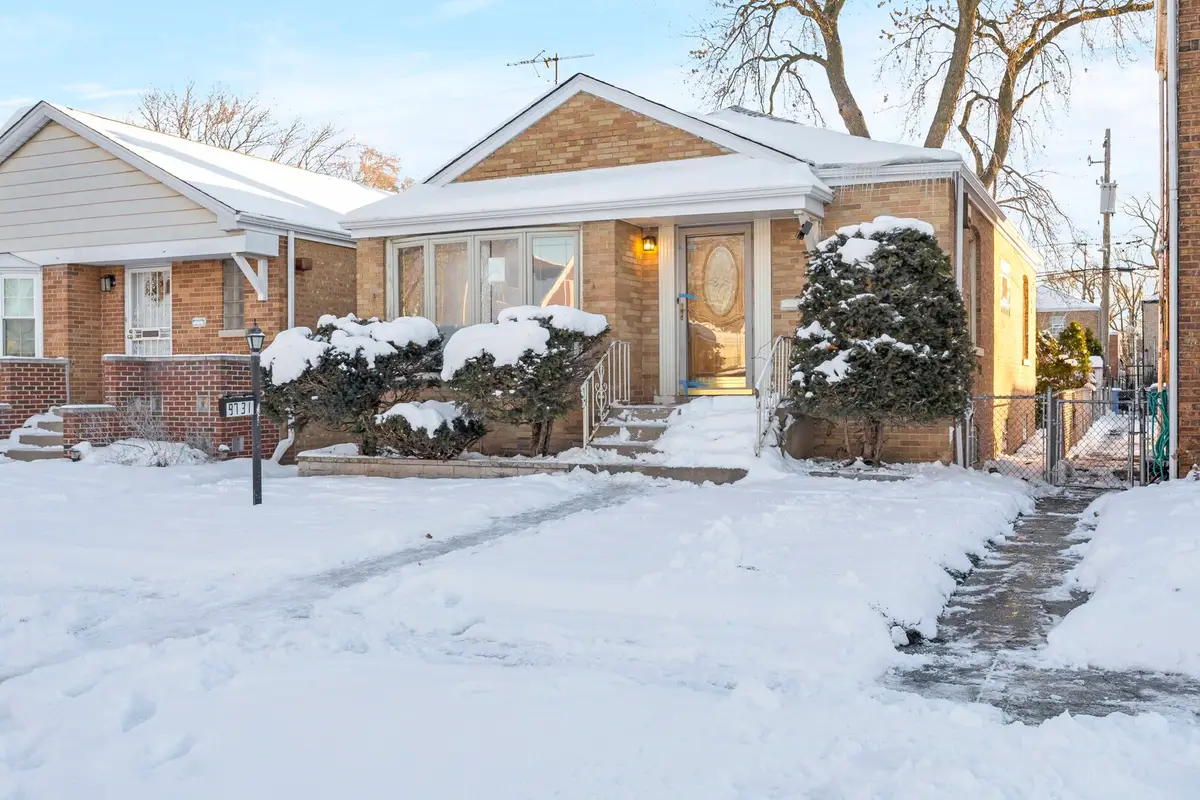 9731 S Ellis Avenue, Chicago, IL 60628 - Image #1